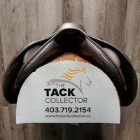 17.5" W *5.5" Sankey Jacinda Close Contact Saddle, 2 Billet Guards, Sankey Nylon Black Cover, Med Front & Back Blocks, Wool Flocking, Front & Rear Gusset Panels, Flaps: 12.75"L x 14" W Serial #17.5 W 129915
