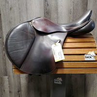 17.5" W *5.5" Sankey Jacinda Close Contact Saddle, 2 Billet Guards, Sankey Nylon Black Cover, Med Front & Back Blocks, Wool Flocking, Front & Rear Gusset Panels, Flaps: 12.75"L x 14" W Serial #17.5 W 129915
