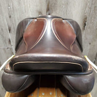 17.5" W *5.5" Sankey Jacinda Close Contact Saddle, 2 Billet Guards, Sankey Nylon Black Cover, Med Front & Back Blocks, Wool Flocking, Front & Rear Gusset Panels, Flaps: 12.75"L x 14" W Serial #17.5 W 129915
