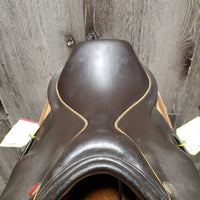 14.5" W *5.75" Hastilow Ranger Close Contact Saddle, 2 Billet Guards, Wool Flocking, Rear Gusset Panels, Med Front Blocks, Flaps: 12"L x 11.75"W Serial #: 2010 42 43
