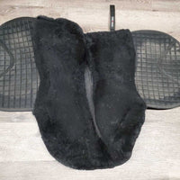 Fitted Quilt Sheepskin Hunter Pad, rolled edges *xc/vgc, clean, mnr dirt, pills, hair, clumpy rubs, threads
