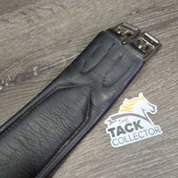 Padded Leather Girth, Els *gc, mnr dirt, scratches & dirty, older, hairy seams, mnr undone seam
