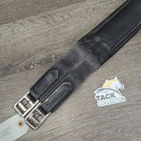 Padded Leather Girth, Els *gc, mnr dirt, scratches & dirty, older, hairy seams, mnr undone seam
