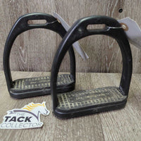 Plastic Stirrup Irons *vgc, mnr dirt, sand & scratches
