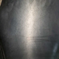 17.5" MW 5.5" Equipe Oracle Dressage Saddle, Equipe Red/White Cotton Cover, Foam Panels, Xlg Exterior Front Blocks, Flaps: 15.5"L x 12"W Serial #: 17.5 N01070118 DORES +1M
