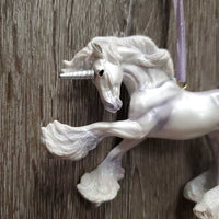 Collectible Tree Ornament "Virgil Unicorn", 2018, box *new, torn box
