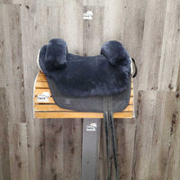 "Iberica Plus" Sheepskin Bareback Pad, raised ends, Carry/Storage Bag *like new, v.mnr dust, older?
