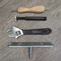 Cork Set, 37 corks, cleaner, wrench tap/wrench, cottons, box *like new, xc, mnr dirt & stains, no wires
