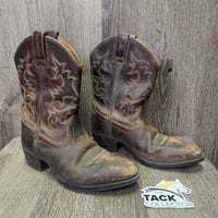 JUNIORS Pointy Toe Short Cowboy Boots *gc, rubs, scuffs, v.scrapes, inner heel rubs, LOOSE Rt Toe
