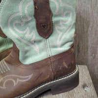 Square Toe Short Cowboy Boots *vg/gc, scrapes, scuffs, rubs, pills, insole stains
