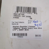 2 Scissor "Alligator" Snaps, board *new
