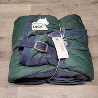 Lt Quilt Stable Blanket, 2 legs *gc, hairy, dirty, film, mnr tear, faded, stains

