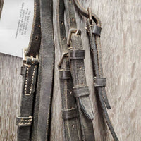 FS Bridle *fair, v.dirty, v.stiff, scrapes, xholes, split
