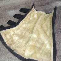 4 Quilt & Fleece Lined Shipping Boots *vgc, older, mnr dirt & hair
