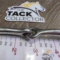 Thin D Ring Snaffle Bit *gc/vgvc, clean, scuffs, rubs
