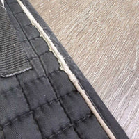 Quilt Dressage Saddle Pad, Plastic Clips *gc, rubs, clean, frays, faded, pills, hair, NO Lungeing attachments
