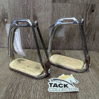 Pr Safety Stirrups, Grips, elastic, leather keepers *gc, dirty, mnr cracking elastics, mnr scratches, scuffs & stains
