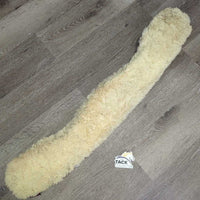 Anatomical Cotton Quilt & Sheepskin Short - Dressage Girth, D Ring *gc/vgc, clean, stains, clumpy, residue, thin edges, older, faded, v.stiff edges
