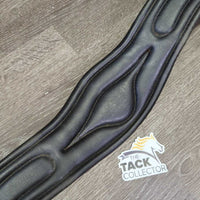 Padded Anitomical Girth, 2x els, 3x D Rings *vgc/gc, clean, mnr hairy seams, rubs, creases/cracks
