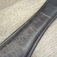 Padded Leather Girth, 2x els *gc/fair, older, clean, stretched & frayed elastic, creases, rubs, hairy seams
