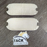 2 Soft Rubber Stirrup Grips *vgc, rubs, strains
