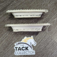 2 Soft Rubber Stirrup Grips *vgc, rubs, strains
