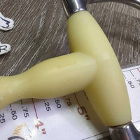 Plastic Mullen Mouth D Ring Bit *vgc, clean, mnr chews & scrapes
