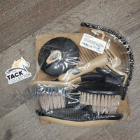 Grooming Set: 2 Brushes, Curry, Comb, Brush, Sweat Scraper, Hoof Pick, bag *new
