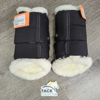 Front & Hind Fleece Lined Closed Boots *xc, clean, mnr snags

