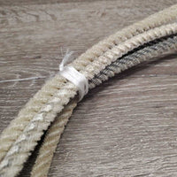 Lariat *gc, dry, dirt, stains, rubs, older
