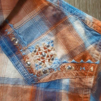LS Western Shirt, snaps, embroidered *gc, crinkled, mnr puckers
