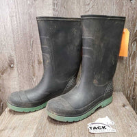 Thick Short Rubber Boots *gc, dirty, sticker residue, dusty, scratches, dirty inside, smell
