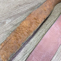 1.5"W Leather Back Cinch *gc, scrapes, rubs, slice, stains, twist, older
