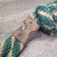 Short Stiff Nylon Lead Rope, Bull Snap *fair, frays, rubs, stains, rubs, rusty
