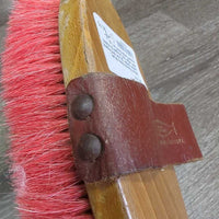 Body Brush, Leather Handle *gc, mnr dirt?stains, older, edge rubs, scrapes & stains, creased handle
