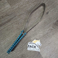 Shedding Blade, Hvy Plastic Handle *gc, mnr residue, scratches & dirty, bent/folded, faded
