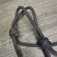 Soft Thick Nylon Rope Halter, rubber end *vgc, mnr dirt, snags & rubs
