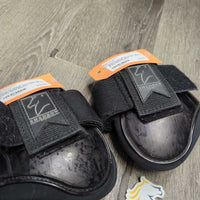 Hind Boots, velcro *gc, clean, polished?, inner rubs, residue & thin spots
