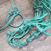 Thick Nylon Rope Hay Net, double end snap *gc, rusty, mnr dirt, rubs & stains/discolored, snap: rusty & mnr stuck end
