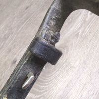 Thick Braided Reins *gc/fair, v.stiff, v.dry, dirty, rubs, stains, residue, unstitched seam
