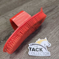 Plastic Curry, Handle *gc/fair, bent/broken bristles, hairy, film, sticker residue, scratches
