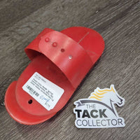 Plastic Curry, Handle *gc/fair, bent/broken bristles, hairy, film, sticker residue, scratches
