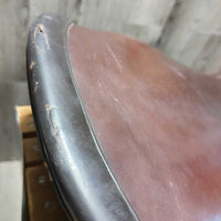 17 MW *5.5" CWD 2Gs Mademoiselle Hunter Model Close Contact, 2 Billet Guards, Small Front & Back Blocks, Foam Panels, Shoulder Relief Panels, Flaps: 13"L x 13.5" W Serial #: SE23 TC 2C PA 705 205 305 RT 17 5225
