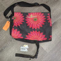 Hanging Grooming Bag, Shoulder Strap *vgc, mnr edge rubs, dirt & stains
