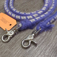 Wrapped Round Rope Loop Barrel - Roper Reins, snaps *gc, frays, snags, rubs
