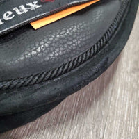 Quilt Jumper Saddle Pad, 1x piping *gc, clean, torn edge, mnr holey edges, puckers, threads, puckers, pills, rubs, seam residue
