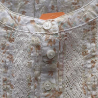 3/4 Sleeve Light Summer Blouse *gc, crinkles, mnr rubs
