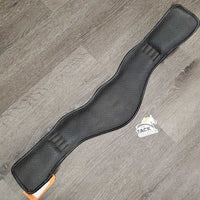 Anatomical Synthetic Short Girth, 0 els, covered carabiner *vgc, mnr dirt, residue, threads
