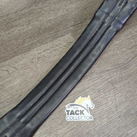 Padded Leather Short - Dressage Girth, 2x els *gc/vgc, clean, mnr rubs, dust, hair & fading, older?
