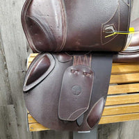 17" *MW 5.5" Tech 1 Close Contact, 2 Billet Guards, Black Tech1 Cover, Velcro Front Blocks, Wool Flocking, Flaps: 14.5"L x 14.5"W Serial #: 2209371773 FMRO
